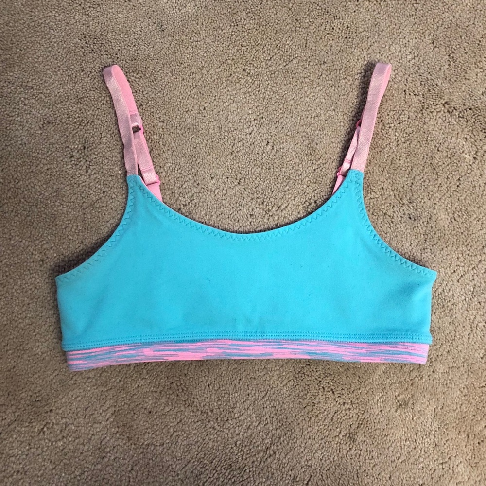 Ivivva everyday flow bra
